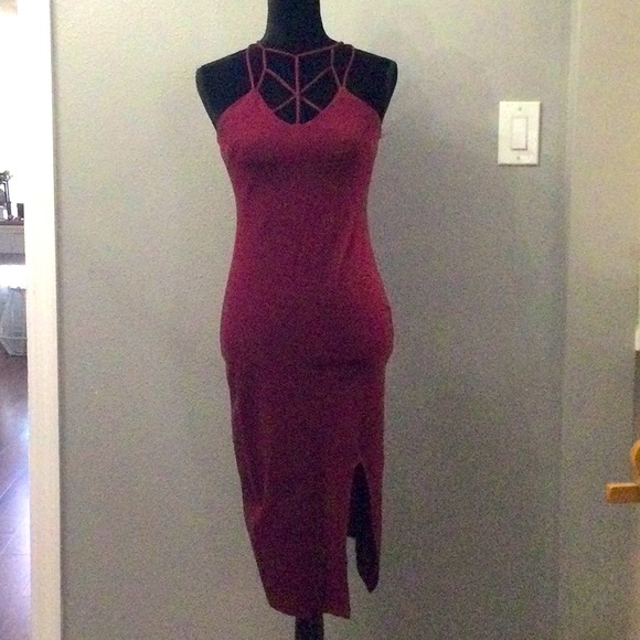 Haute Monde Dresses & Skirts - Haute monde size S purple formfitting dress